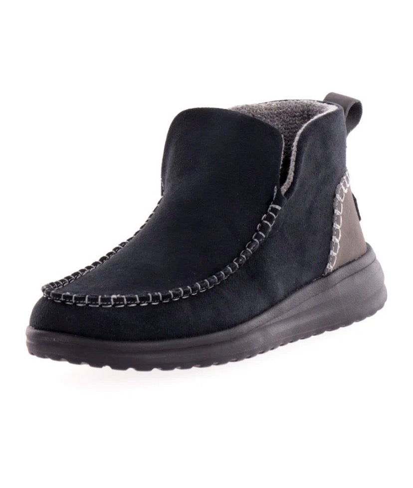 Hey dude Denny scarponcino  suede