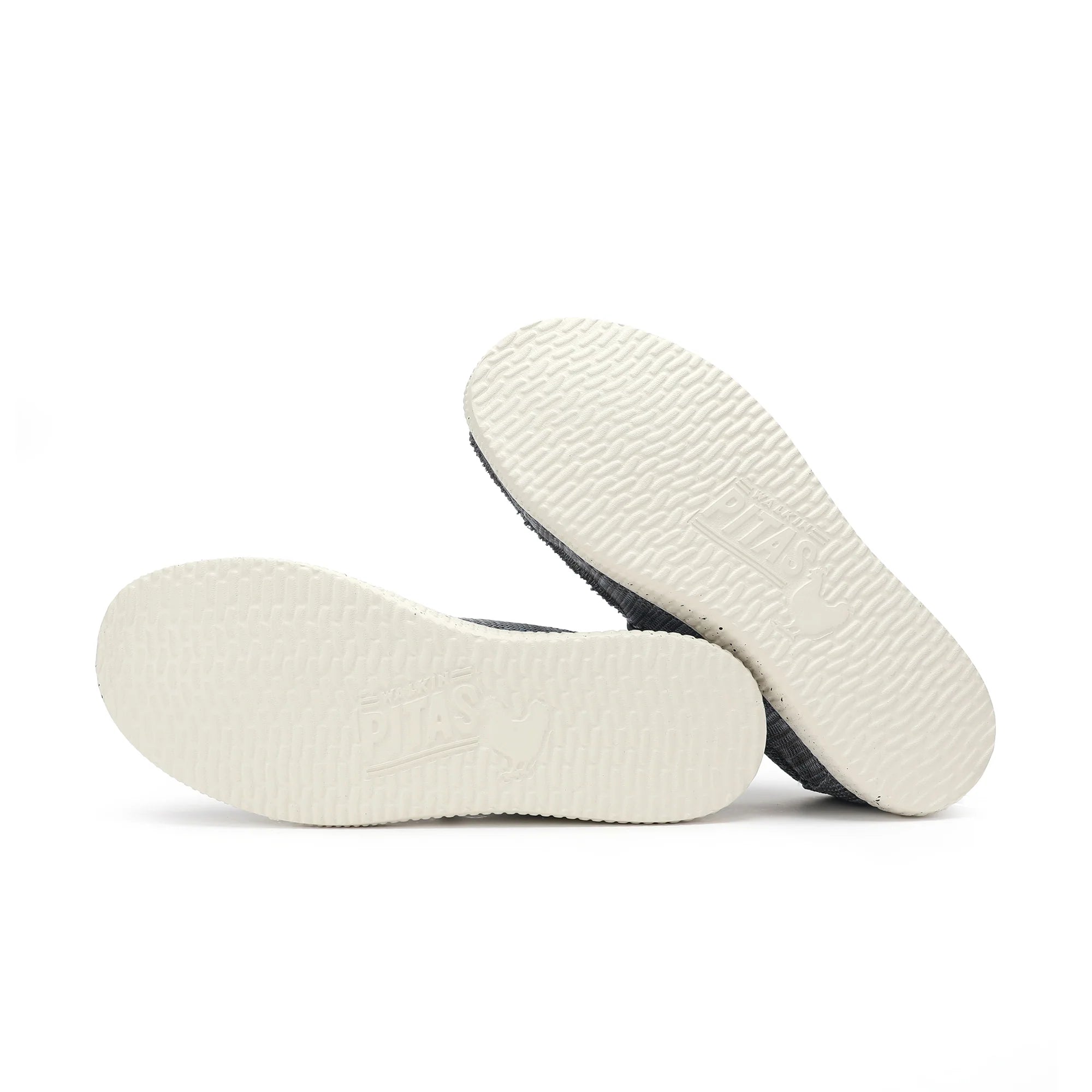 Wallabi Knitted Pitas grey black