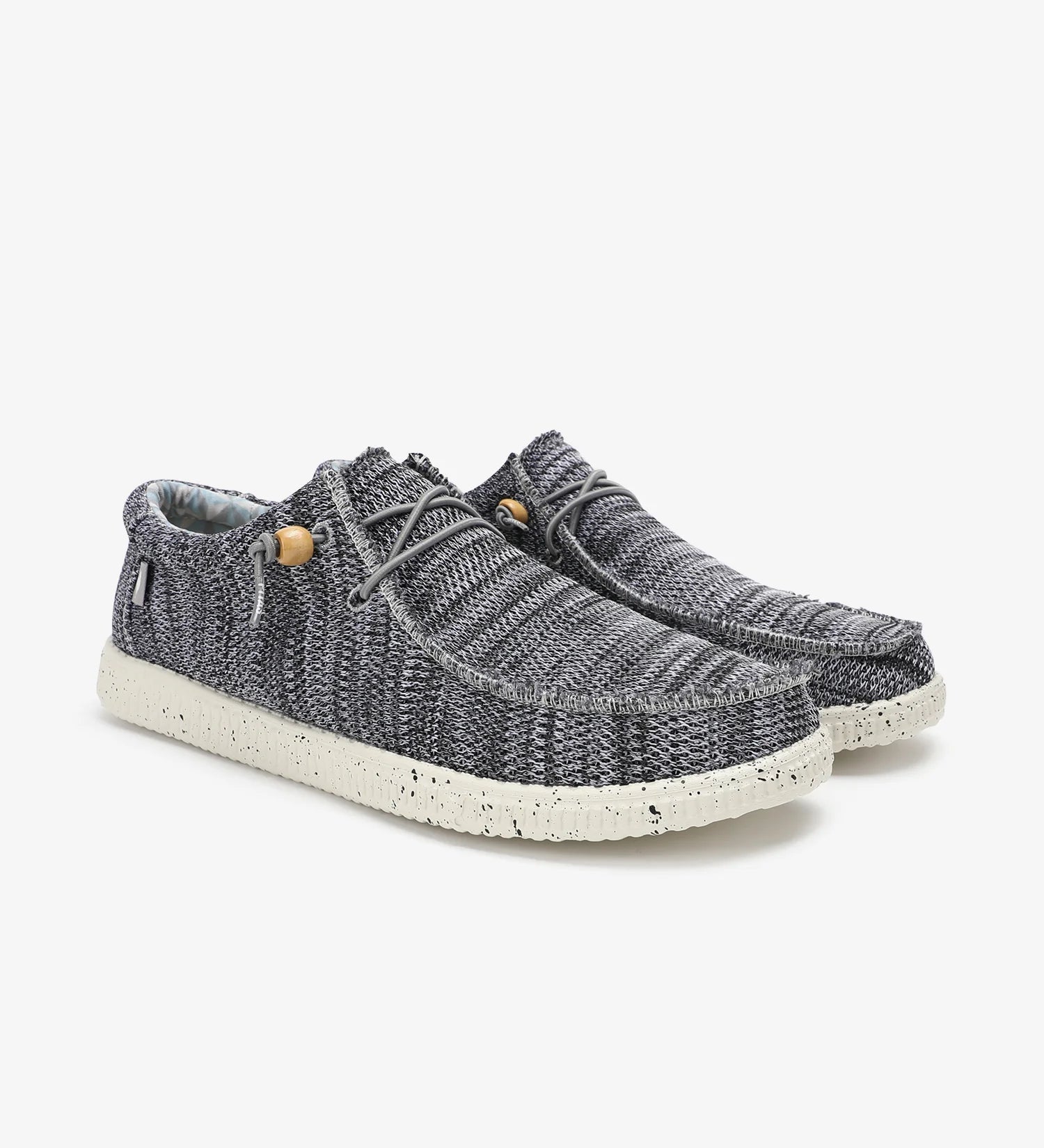 Wallabi Knitted Pitas grey black