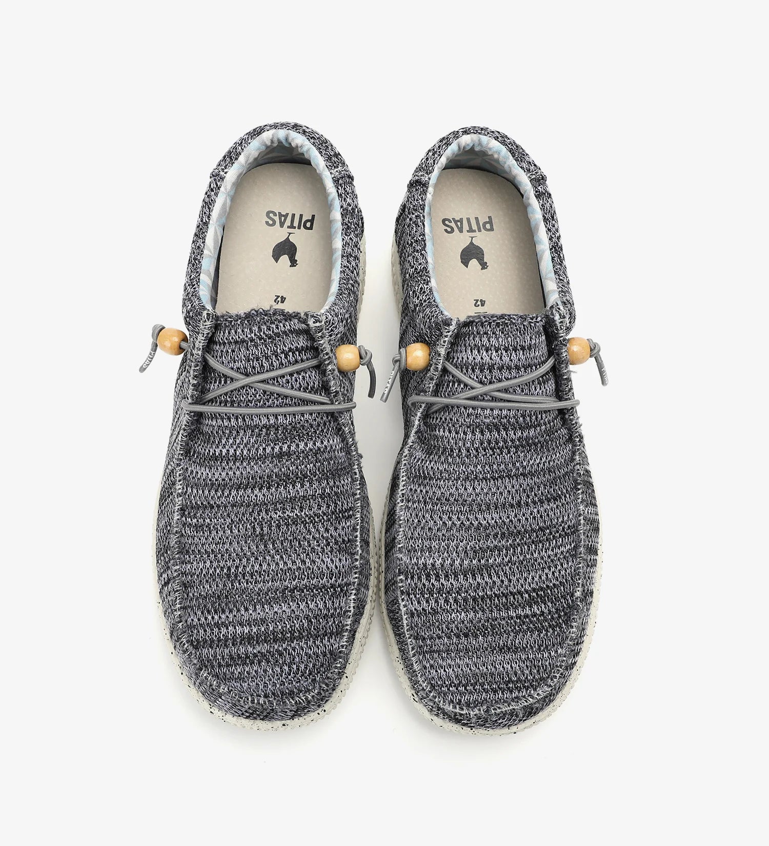 Wallabi Knitted Pitas grey black