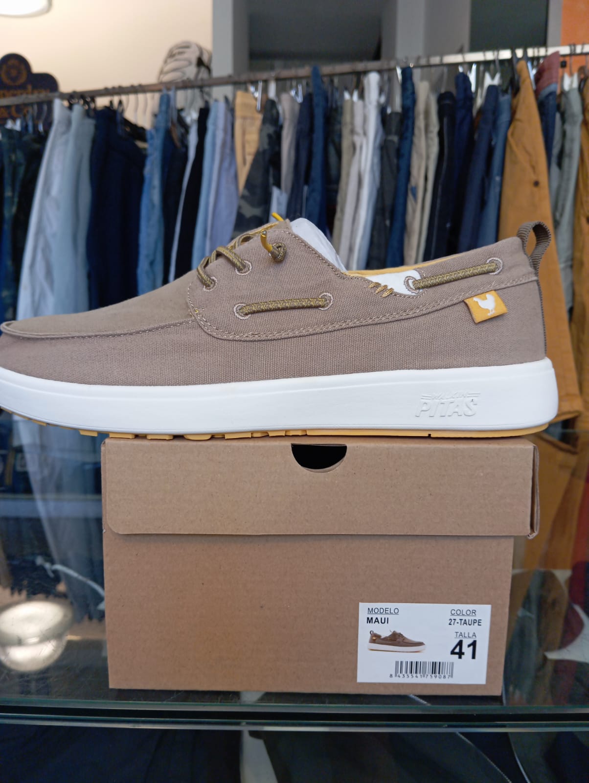 Pitas Maui Taupe boat shoes beige