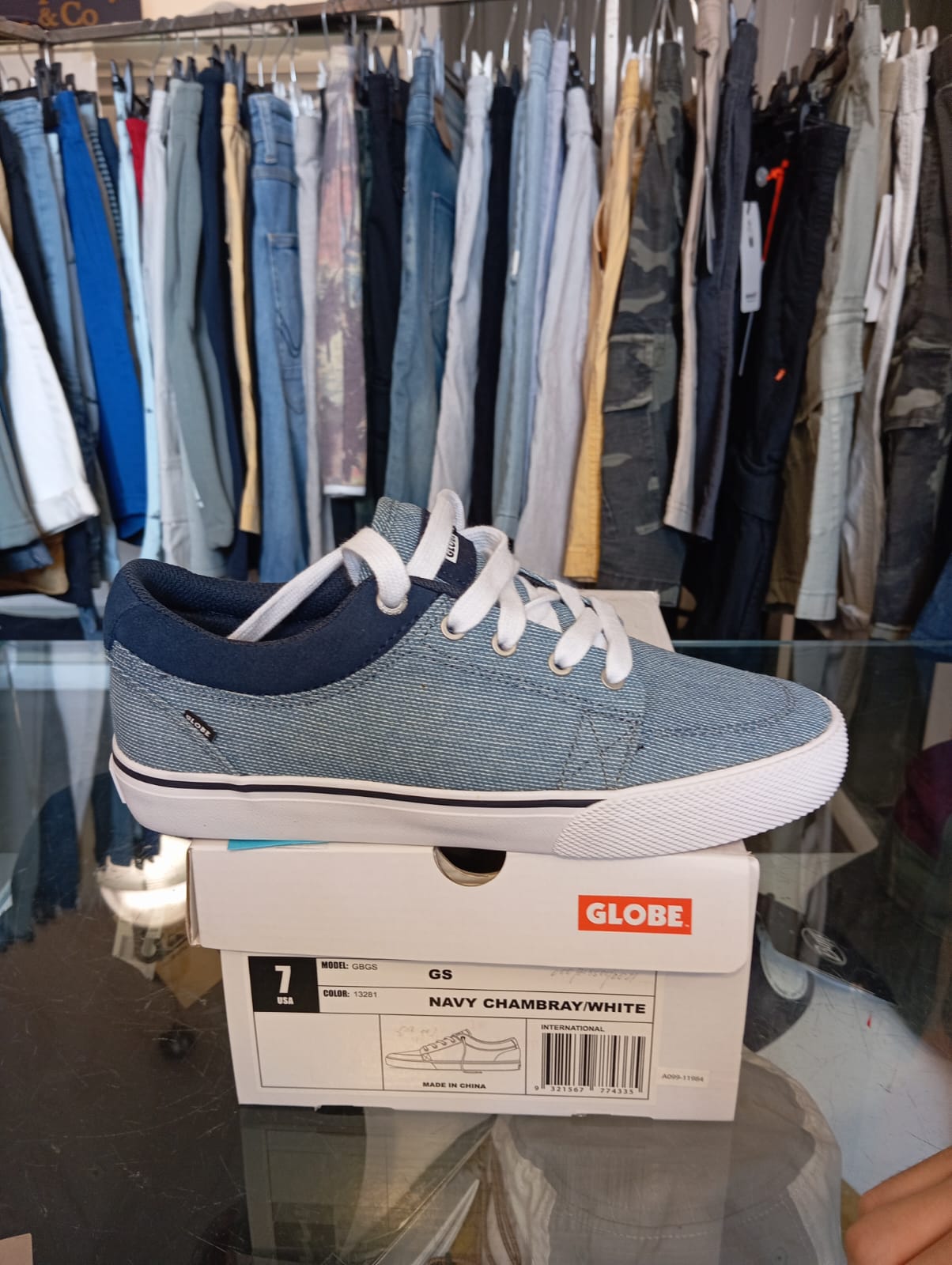 Globe GS (Navy Chambray/White)