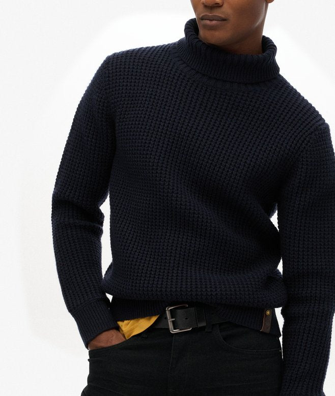 Maglione a collo alto testurizzato